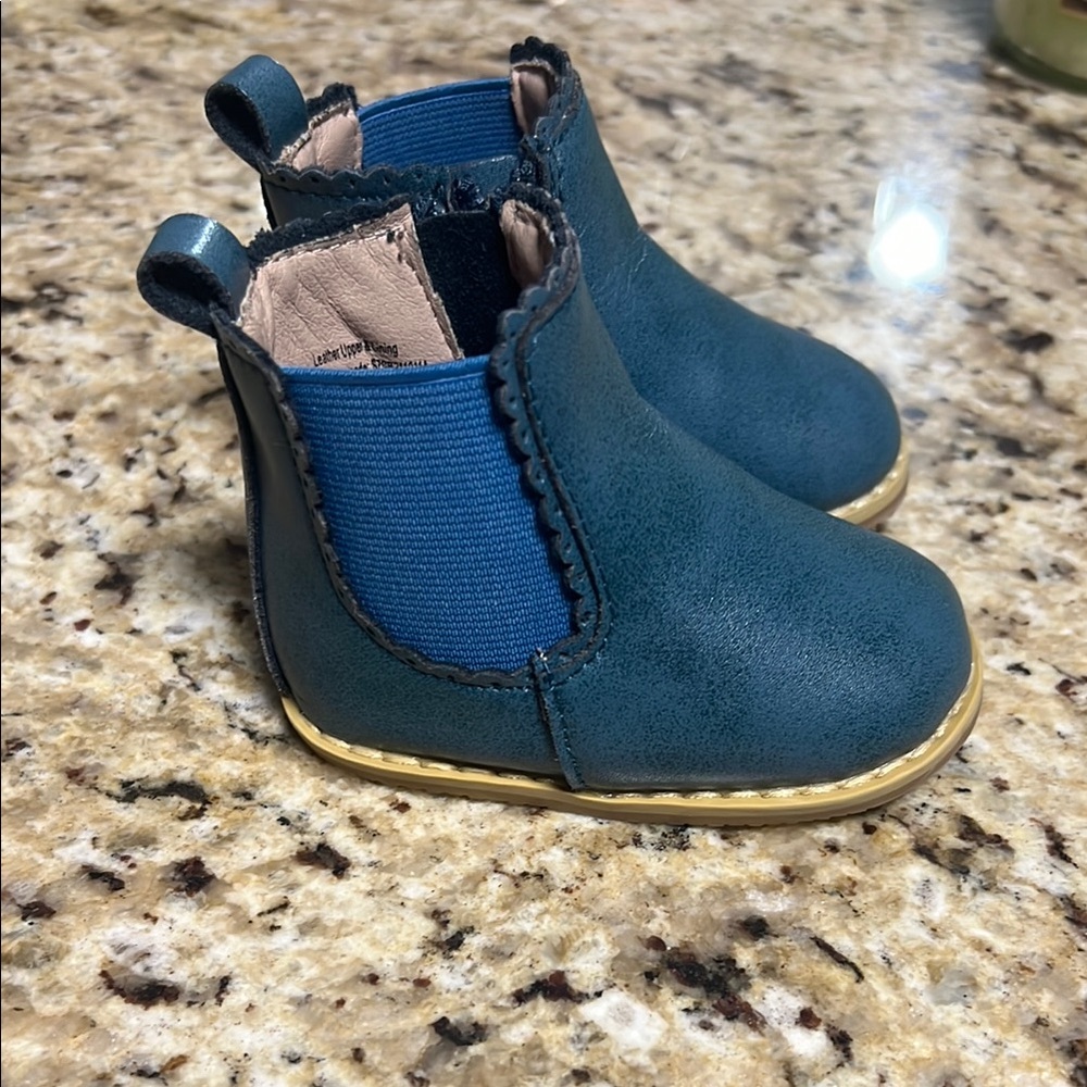 Monkey Feet Blueish Turquoise Boot- size 6-12m